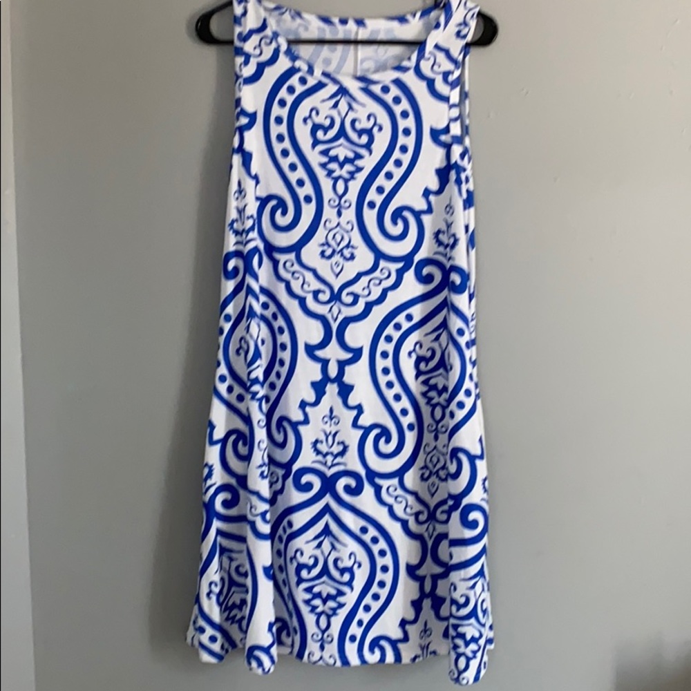 Adorable dress with pockets!